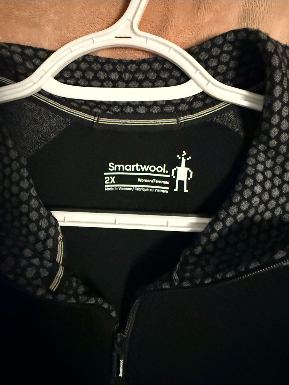 Smartwool Black and Gray Women's 1/2 Zip Pullover with Patterned Collar - Picture 2 of 4